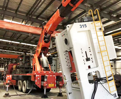 吴桥县提升工作效率，选择优质折臂吊租赁服务