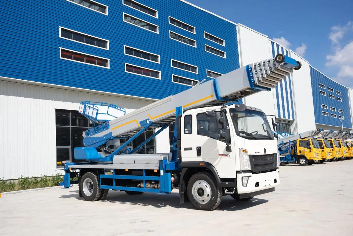 吴桥县出租云梯车高空作业车 建筑垃圾搬运